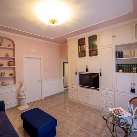 Angel Luxury Bed & Breakfast 4*